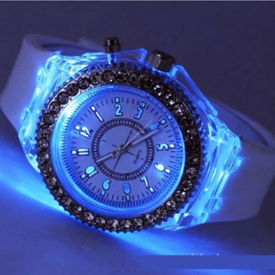 Selvlysende armbåndsur