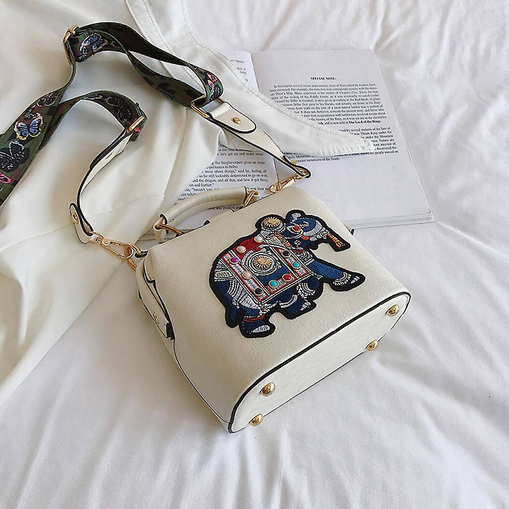 Veske med mandala-broderi