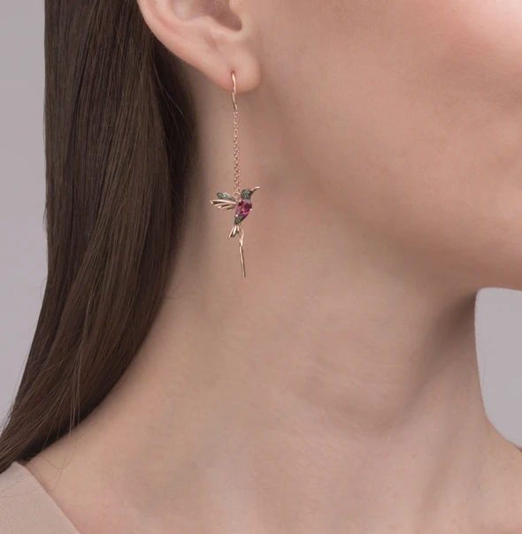 Elegante kolibriøredobber med rhinsteiner