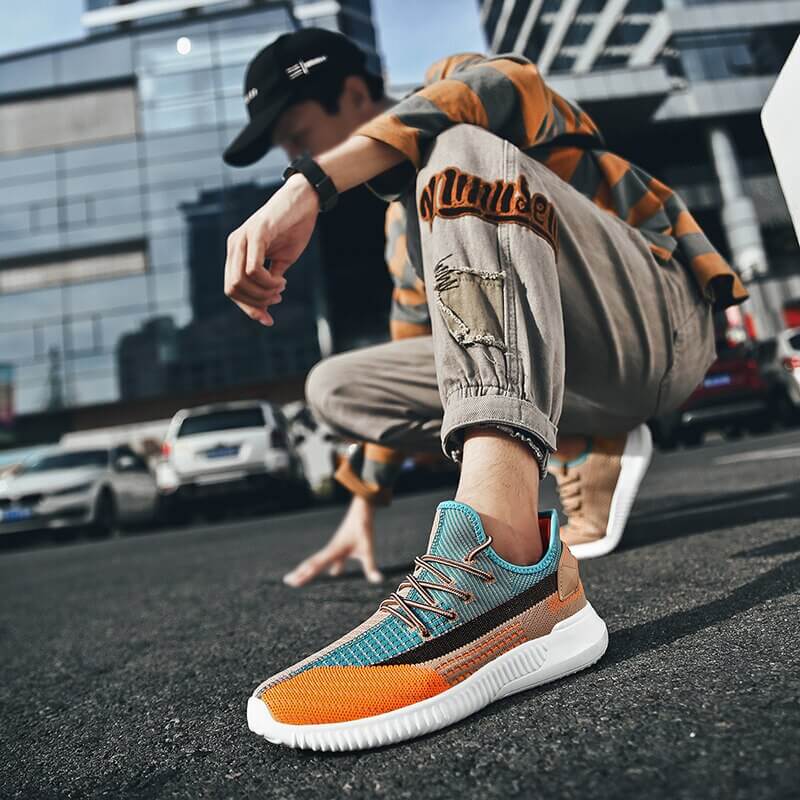 Sneakers i vevd mesh for menn