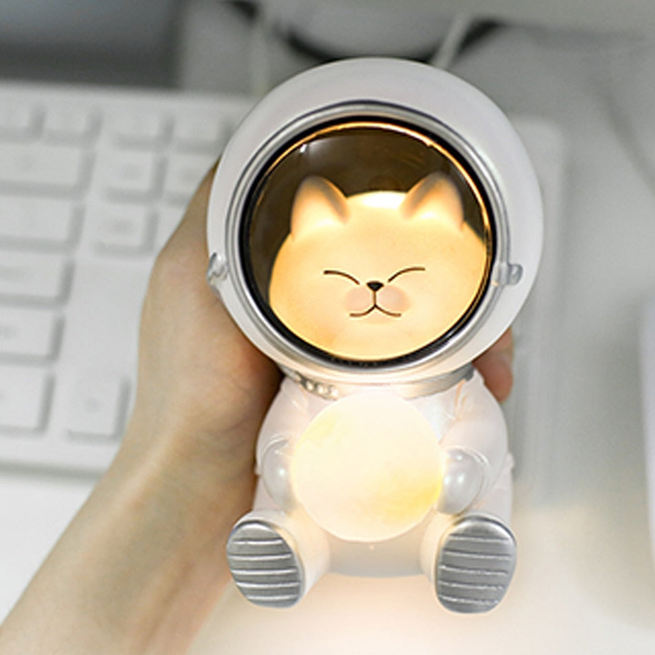 Nattlamper med LED-astronautmotiv