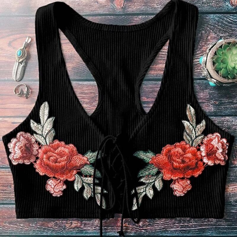 Sexy retro-brodert stroppetopp