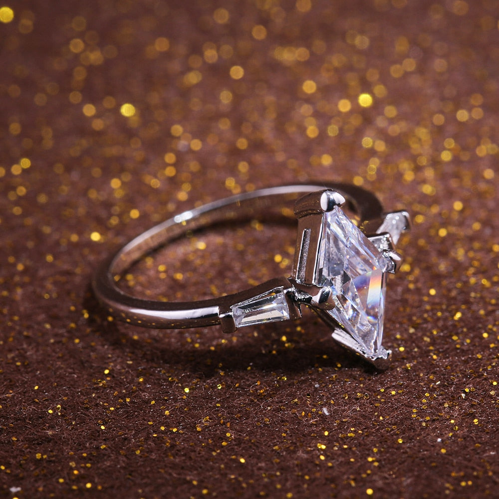 Hesteøye Solitaire Forlovelsesring