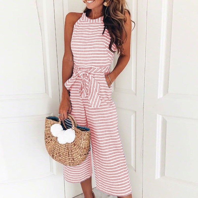 Stripet jumpsuit med vide ben og midjebelte for kvinner