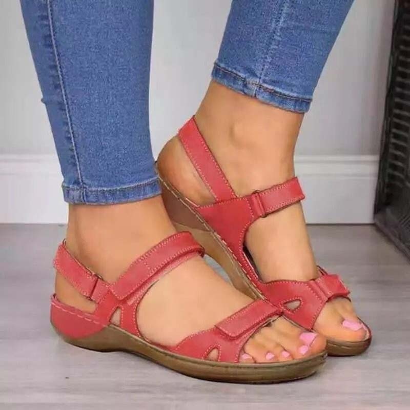 Flate uformelle sandaler med borrelås