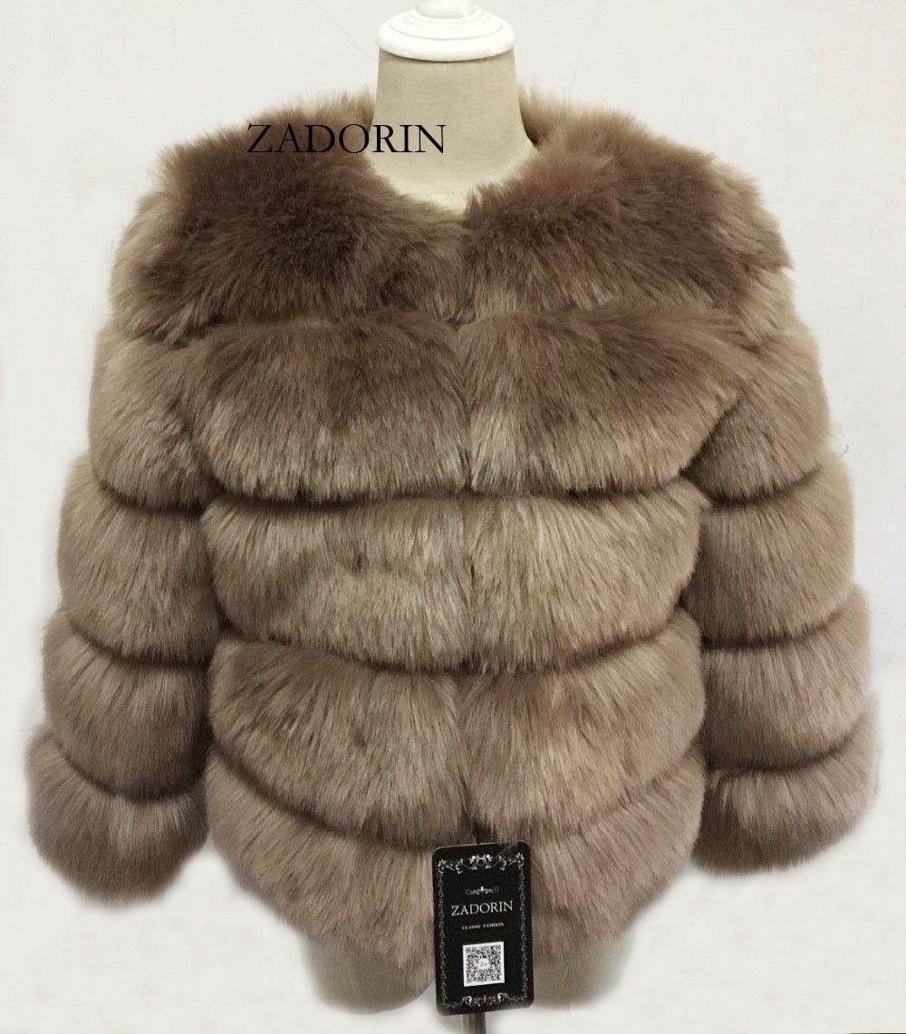 Fluffy Fuskepelsjakke for Kvinner