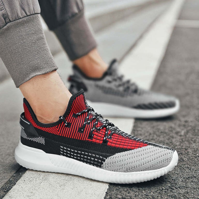 Sneakers i vevd mesh for menn