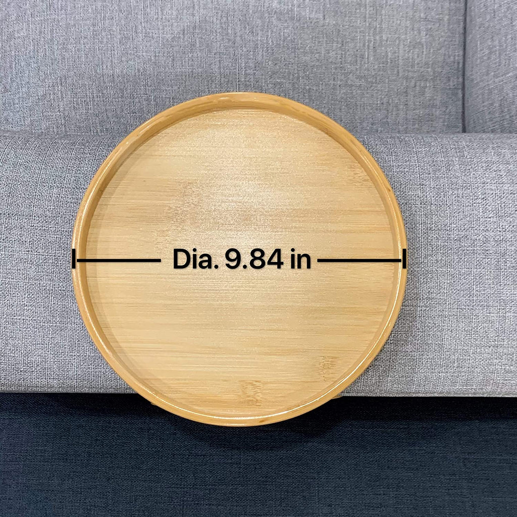 Skuff i armlene på sofa