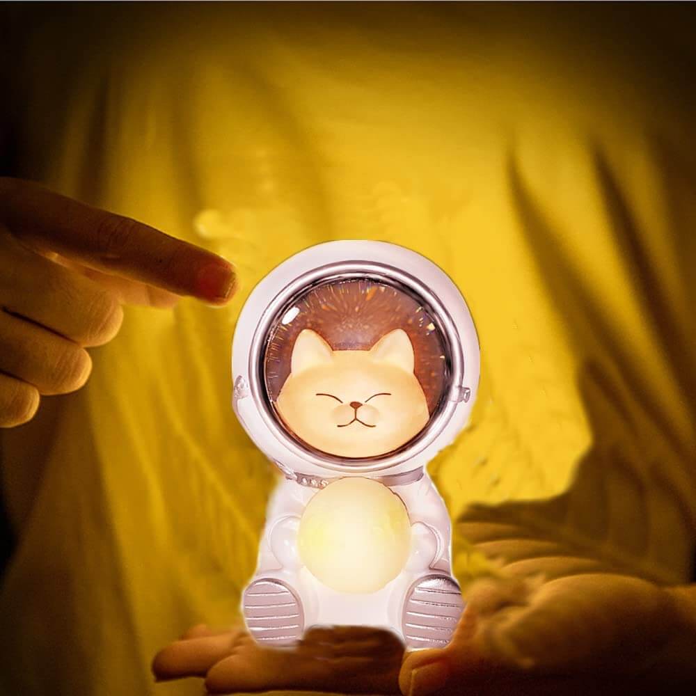 Nattlamper med LED-astronautmotiv