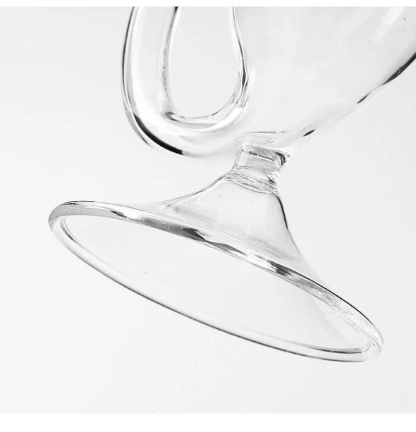 Glasskopp med sugerør