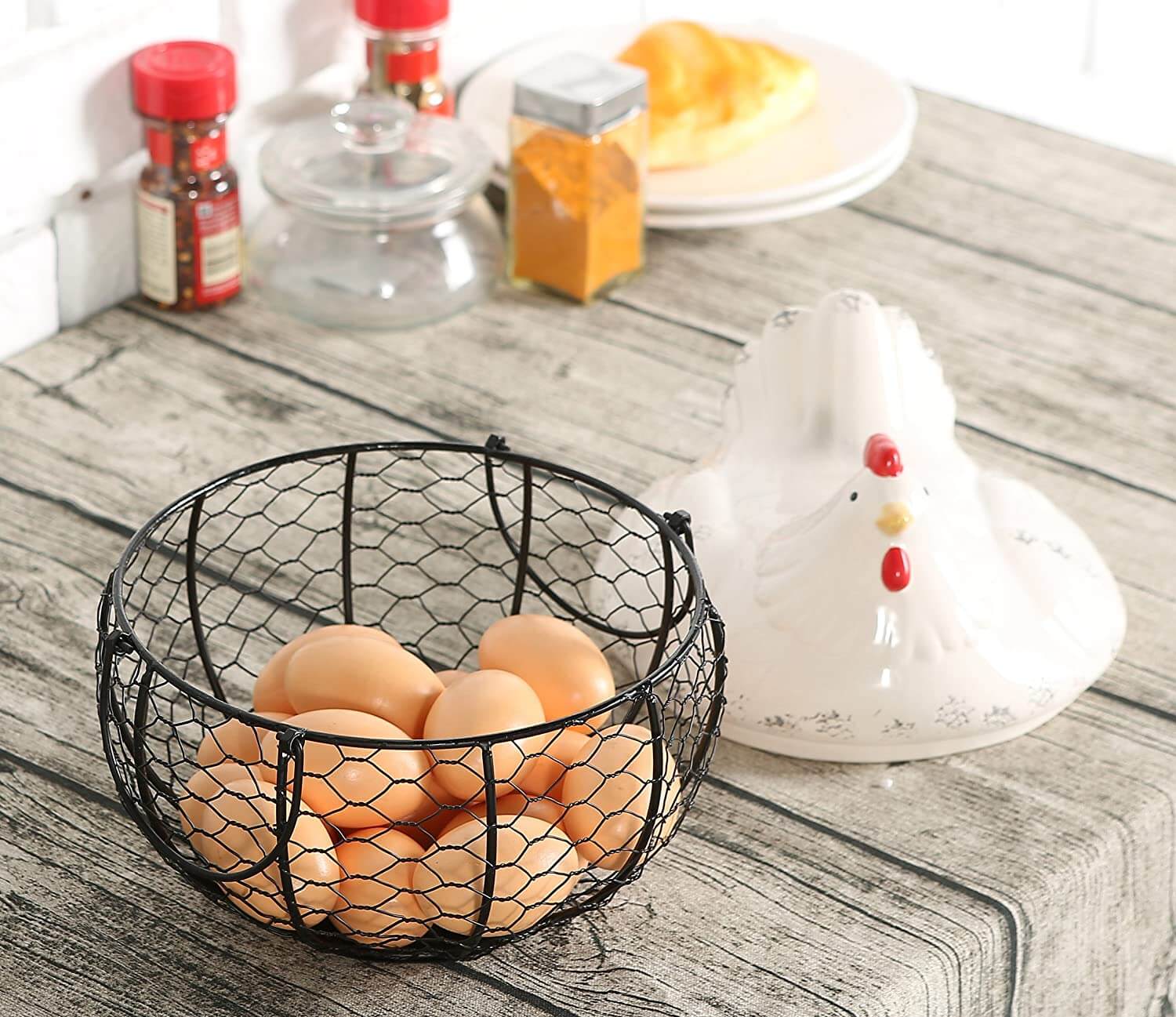 Oppbevaringskurv for egg i keramikk
