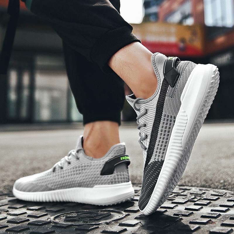 Sneakers i vevd mesh for menn