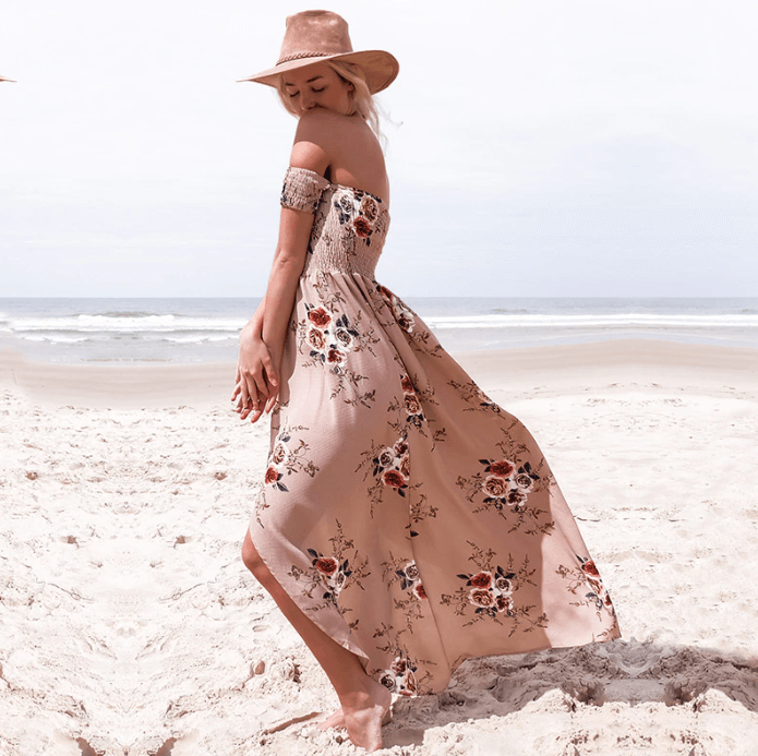 Blomstret off-shoulder omslagskjole i maxi-lengde