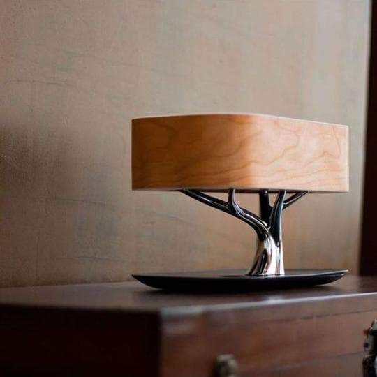 Moderne trebordlampe